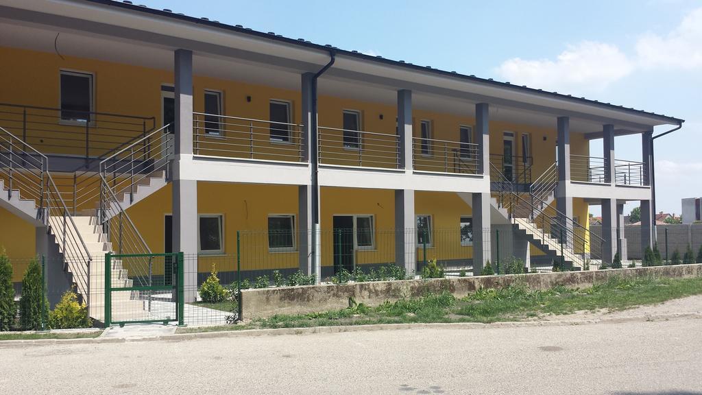 Promenad Apartmany Veľký Meder Buitenkant foto