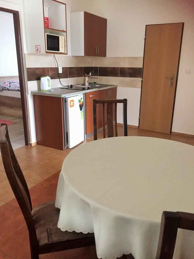 Promenad Apartmany Veľký Meder Buitenkant foto