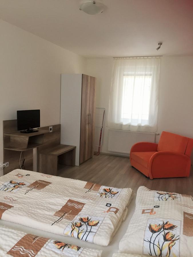 Promenad Apartmany Veľký Meder Buitenkant foto